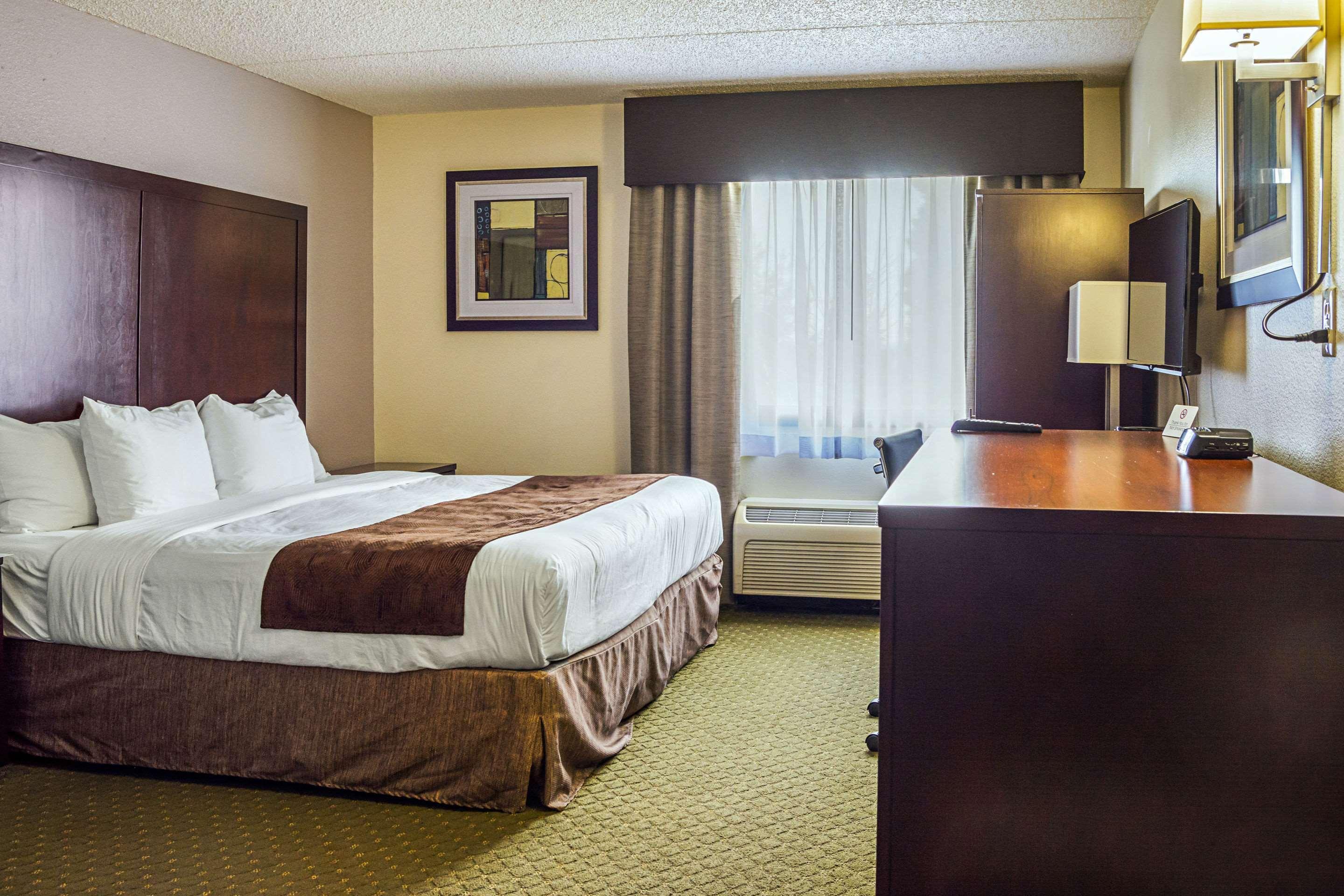 Quality Inn & Suites Clackamas - Portland Exterior foto