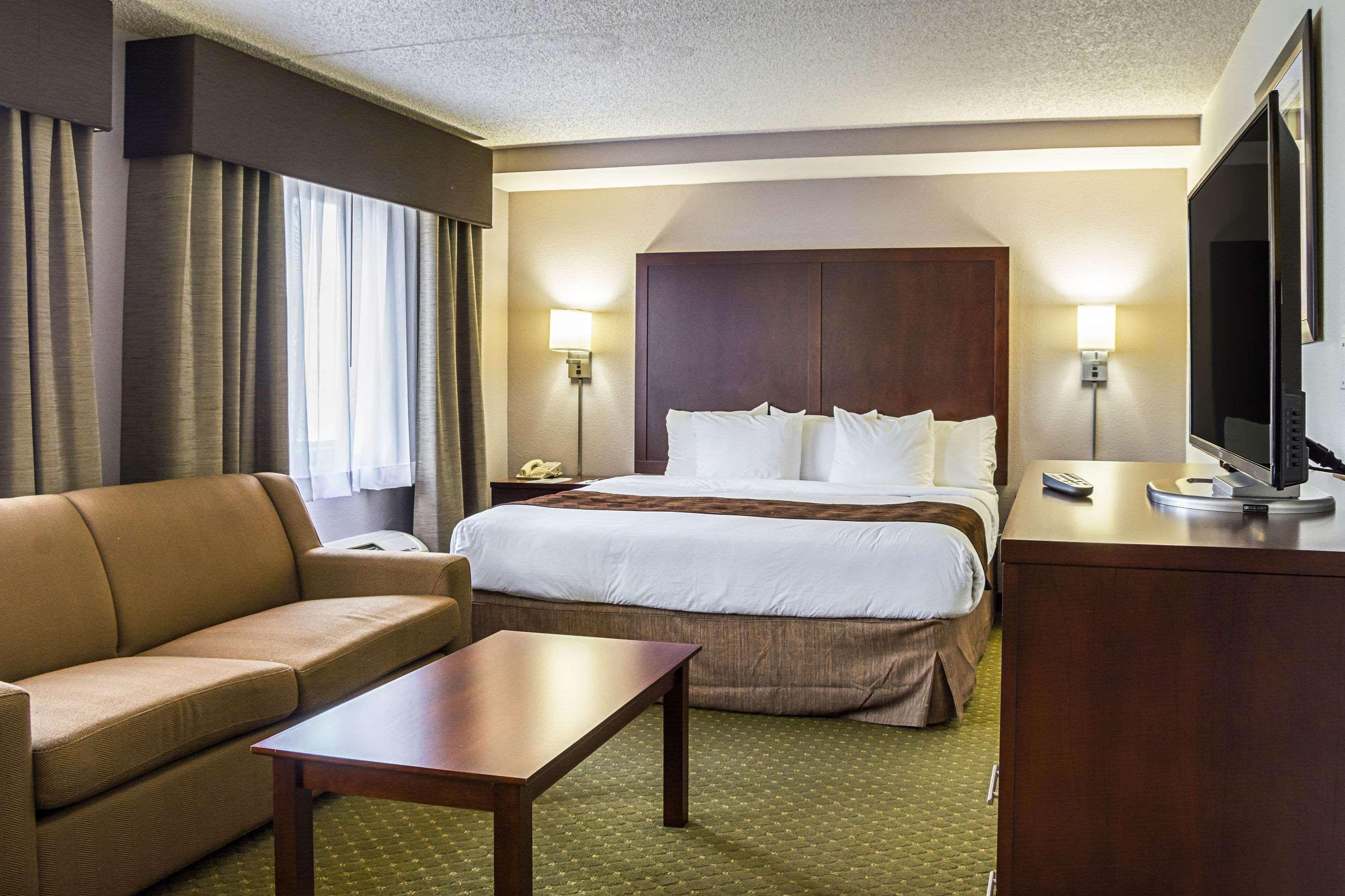 Quality Inn & Suites Clackamas - Portland Exterior foto